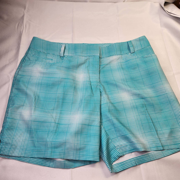 Adidas Climalite Woman's Golf Bermuda Shorts Plaid Stretch Pleated Blue Size 10 - Picture 1 of 8